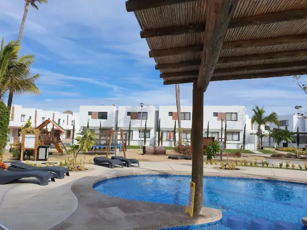 Nice House W/ Shared Pool And Close To The Beach At 马萨特兰 0*,